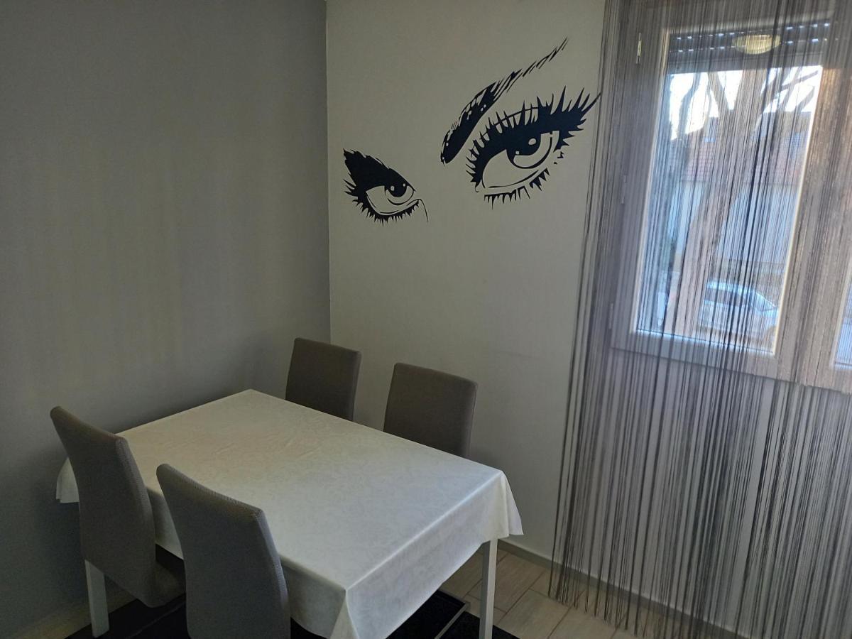 Apartment Sven Vinkovci Εξωτερικό φωτογραφία